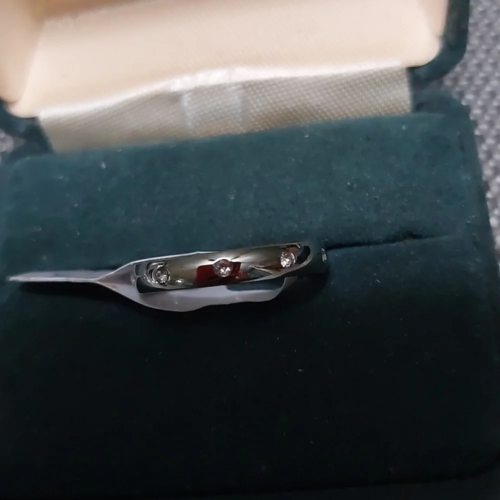 Stainless steel cz ring assorted sizes - Picture 3 of 8